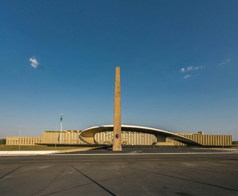 Praça dos Três Poderes in Brasília, an iconic location with modernist architecture.
